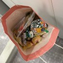 한국피자헛 압구정역점 | 일상 (신세계 명동 미디어파사드 명당 스타벅스 서울중앙우체국점)
