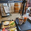 온정주유소 | 신상핫플 제주 카페 지름집