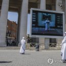 삼성 이재용과 만난 교황... 日파나소닉 버리고 韓삼성에 빠진 바티칸 이미지