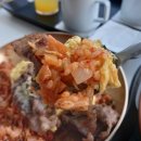 풀하우스카페 | 낙화축제를 눈앞에서 즐길 수 있는 제주 카페, 플로웨이브 풀하우스룸 후기