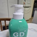 초4 아들 비듬 폭발… 결국 GD샴푸로 바꿨습니다