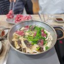 버섯샤브칼국수 이미지