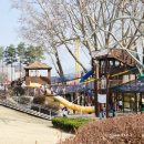 탄금공원 야외화장실(돌미로) 이미지