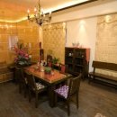 느릅나무집 이미지