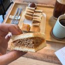 카페캘리 | 관악구 서원역 근처 두바이쫀득쿠키 맛집｜카페캘리 두쫀쿠 두바이카야토스트 후기