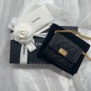 D00009 | 에버론즈(EVERONES) 샤넬 보이 캐비어 체인 금장 크로스백 AP2206