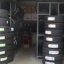 타이어 마트 이미지