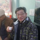 2017.03.31. 신용춘선생님 전별 식사 이미지