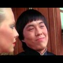 한국말로 무조건 말하라니 한심하군. 이미지