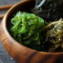 미역에 보리밥 꾸준히 먹었더니 이미지