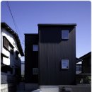 제한된 여건을 효율적으로 이용한 'House in Ozenji' 이미지
