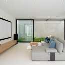 JJ HOUSE