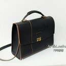 가죽 브리프 케이스 만들기 이미지