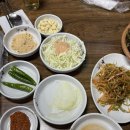고향돌김치삼겹살
