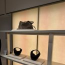 현대백화점(더현대서울) | 현대백화점 더현대 서울 크리스마스데이트 🎄💗 아크네...착용감, 사이즈 후기 &amp; 여성가방 분크 구매 후기