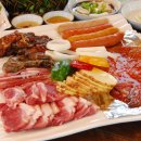 하늘과 소나무 이미지