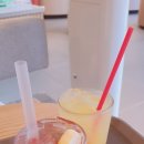 할리스강변역점