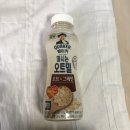 퀘이커 마시는 오트밀 이미지