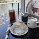 오후의 여유타임 홍차 이미지