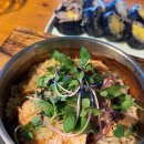 가마솥김밥 | 최강록 셰프가 운영했던136길 메뉴 육미 연어 가마솥밥, 메밀김밥 솔직후기