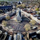 오늘 최고의 보도사진: 비둘기 경주, 도쿄 관광 카트, 고우다의 무료아침식사 이미지