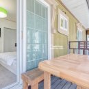 바닷가로뎀나무펜션 이미지