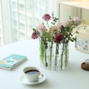 송이로 | 꽃 한 송이로 달라지는 거실 분위기 이케바나 화병 사용 후기