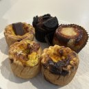 방배로28길 63 (1) | 사당︱ 몽글몽글 에그타르트 맛집 '카페 우야우' 솔직후기