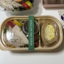 올림픽공원역 2번출구(앞) | [올림픽공원 하루샐러드] 샐러드, 샌드위치 테이크아웃 맛집 - 24시간 무인으로 간편한 이용 가능해요