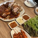 웃거리 | [수원 탑동 맛집] &#34;웃거리왕족발&#34; 40년 전통의 깊은 족발 맛집 후기