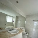 Happy Valley 이미지