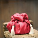 정성을 더하는 보자기 매듭법 이미지