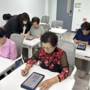 비문해 어르신을 위한 문해교육 이미지