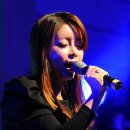 '2009 건설인 송년 자선음악회’ 요비님 노래 부르셨네요~~^^ 이미지