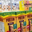 한우물목장 | 상품 추천 하겐다즈아이스크림 스니커즈초코바 용가리치킨 한우물새우볶음밥 배홍동비빔면 안옥남 다시마