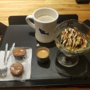 커피고래 이미지