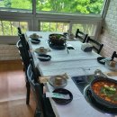 참붕어매운탕 | ​[춘천 매운탕 맛집] "근래 먹은 것 중 젤 맛있대요!" 직원의 인생 첫 메기매운탕 도전기 (약수터붕어찜)