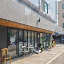 빵먹는 코끼리 이미지