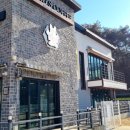 언더아멍 이미지