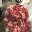 Premium Iowa Pork (PIP) Boneless Butts, 2 Per VP, 4 bags 목전지 이미지