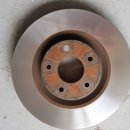 날으는 자동차 정비 이미지