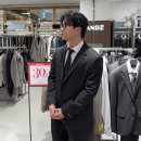 파워넷 | 앤드지 신세계 타임스퀘어점에서 입은 이모션 수트 아티산 정장 자켓