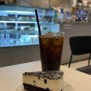 아지트(AZT) | [상동 카페] AZT, 늦게까지 영업! 분위기 좋고 맛까지 완벽한 디저트 맛집 (내돈내산)