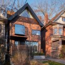 빨간 벽돌집 이미지