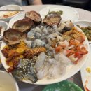 와와식당 | 사천] 항구 바로 앞에서 먹는 모둠 해산물 ‘와와’ 내돈내산 솔직후기 사천노포술집 삼천포노포술집