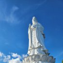 바다위 산아래 | 다낭 미케비치 맛집 목식당과 영흥사 후기