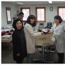 YWCA은학의집(노인요양시설) | 동보헬스케어 YWCA 은학의 집에 어깨안마기 기증