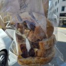 장학초등학교 | 춘천 빵집 추천 선초빵집 | 초코바게트.명란소금빵.깜빠뉴.휘낭시에