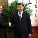 시진핑, '푸틴 최측근' 메드베데프와 베이징서 깜짝 회동한 까닭은 이미지