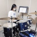 누구나 연주하는 드럼 이미지